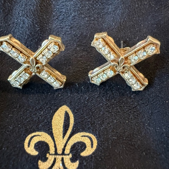 French Kande Cross Earrings with Crystal Details - Picture 2 of 3